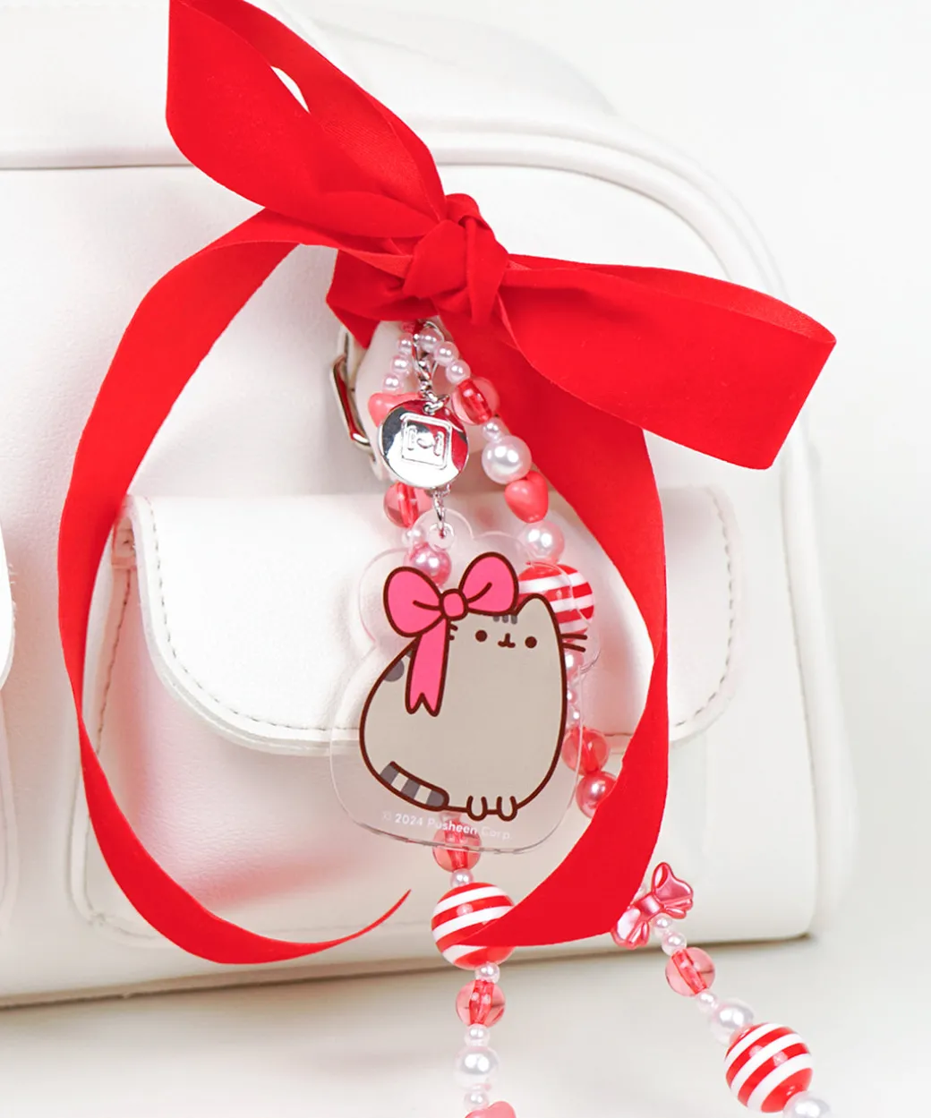 pusheen_holiday_beaded_phone_charm_4.webp Pusheen Holiday Beaded Phone Charm