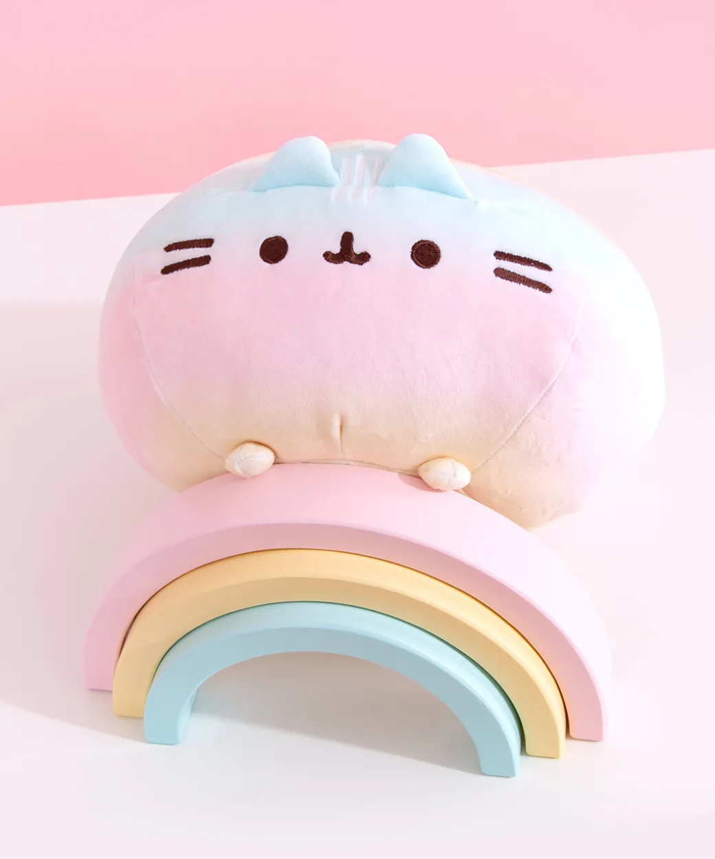 Pusheen Rainbow Round Squisheen Plush